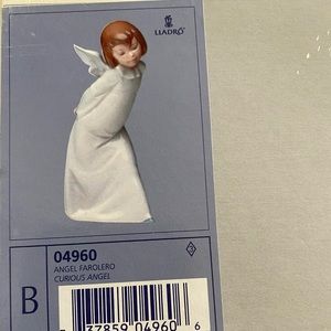 Lladro Curious Angel #04960